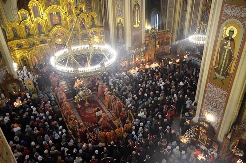 Воскресное богослужение церковь. Служба в православном храме. Христианское богослужение. Церковное богослужение. Христианство служба.